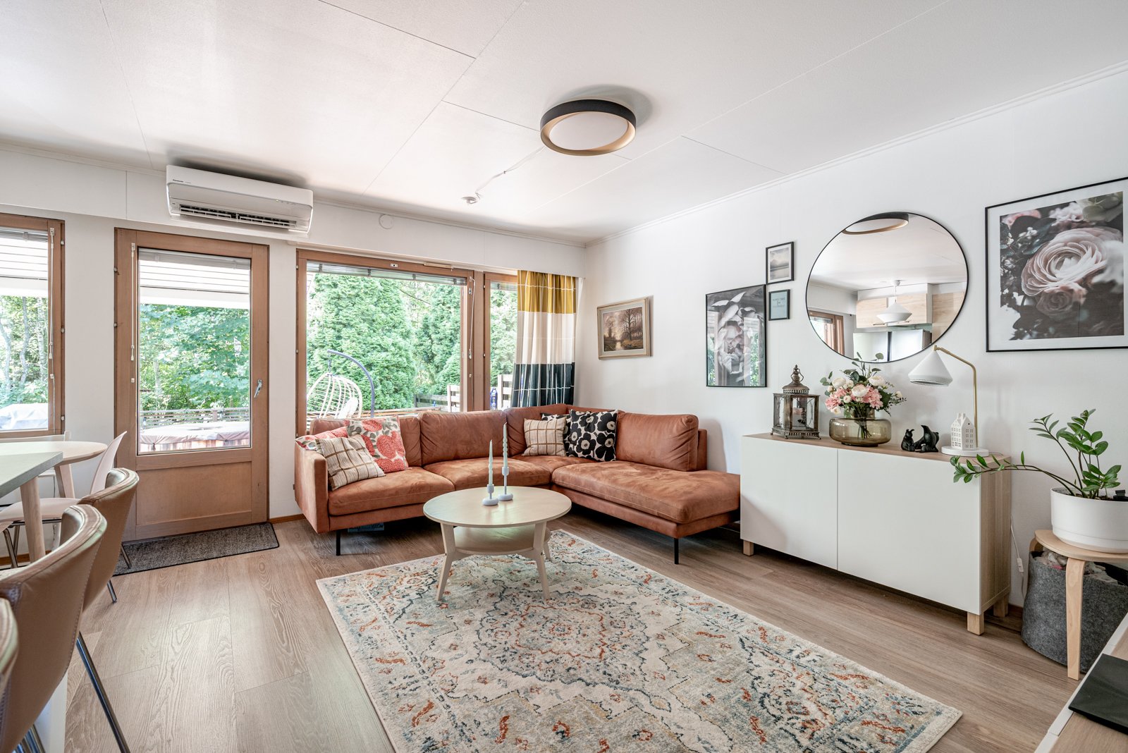 Apartment image